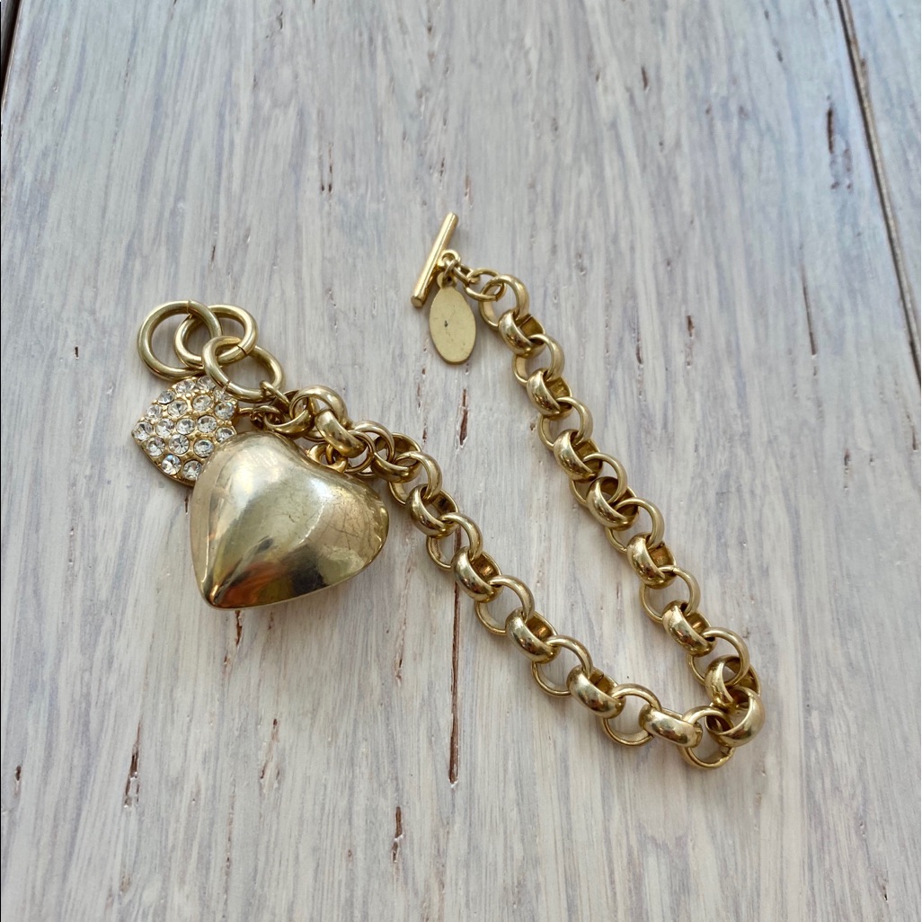 Gorgeous Gold Double Hearts Bracelet 20$